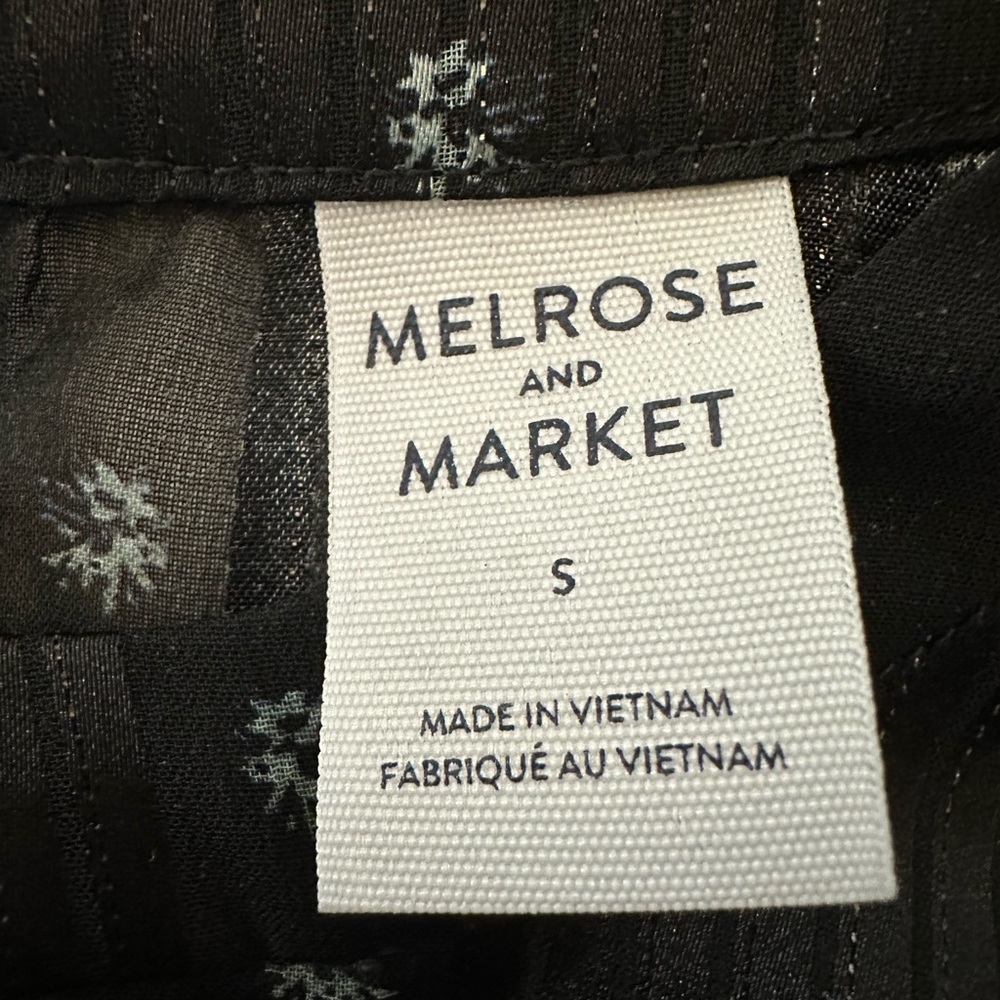 Melrose and Market Black Blouse - Picture 5 of 11
